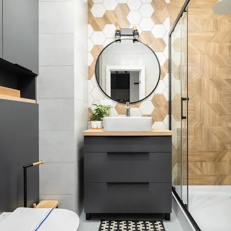 Spacious Niemena With Free Garage By Renters 아파트 *