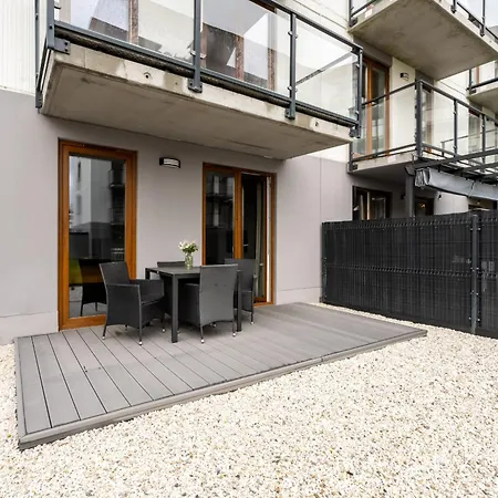 Spacious Niemena With Free Garage By Renters * Poznań