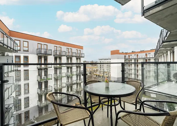 Lejlighed Spacious Niemena With Free Garage By Renters