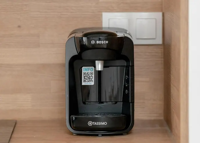 아파트 Spacious Niemena With Free Garage By Renters 포즈난