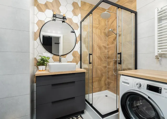 아파트 Spacious Niemena With Free Garage By Renters *