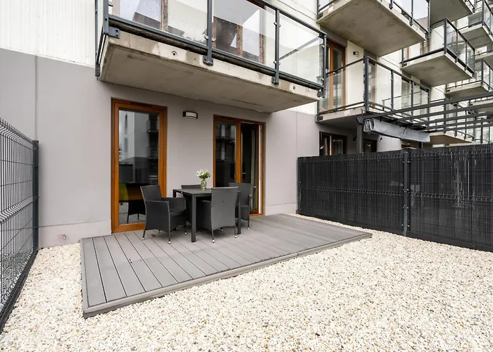 Spacious Niemena With Free Garage By Renters * Poznań